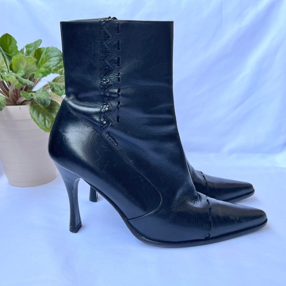 Byblos Elegant Black Ankle Booties